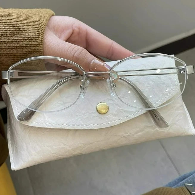 Classic Oval Sunglasses – women Plastic Frame UV Eyewear