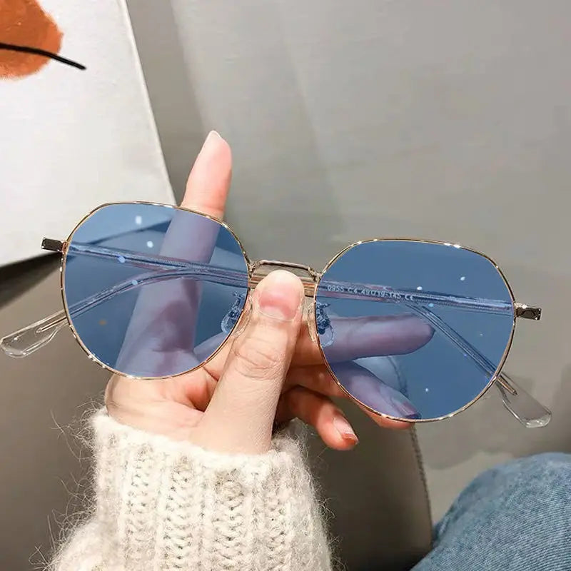 Women’s Square Sunglasses – UV400 Fashion Eyewear