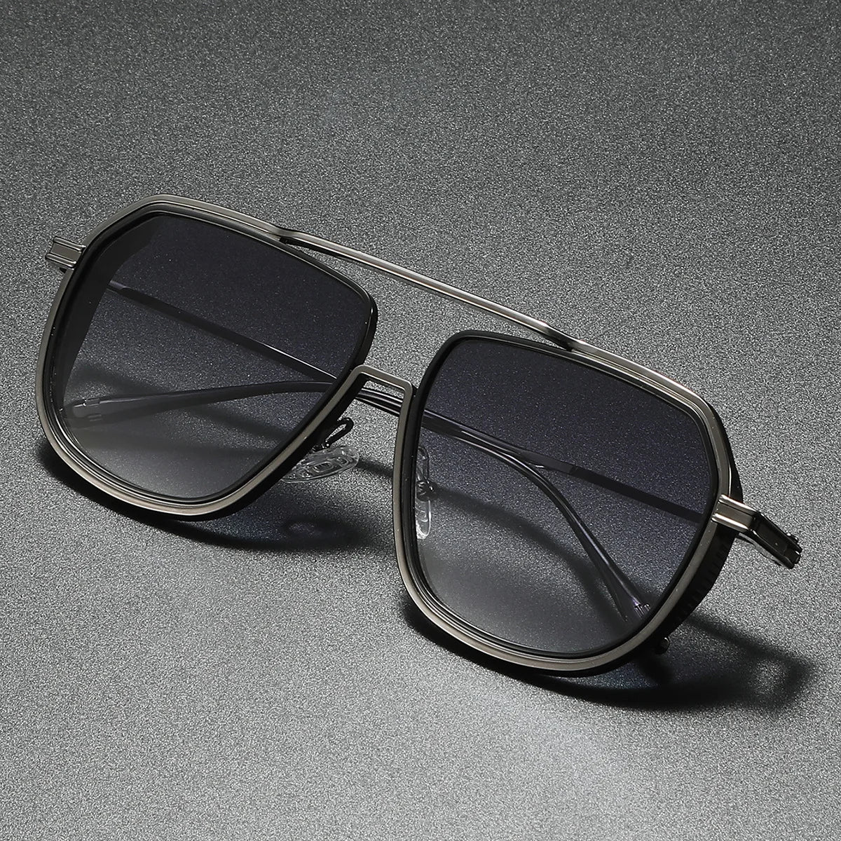Metallic Pilot Frame Casual Gradient Premium Sunglasses