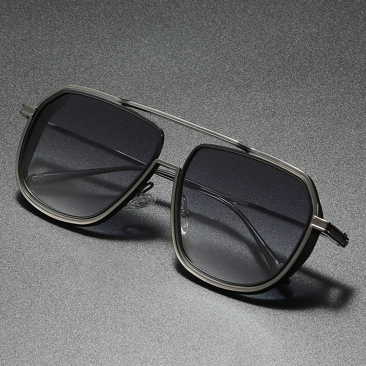 Metallic Pilot Frame Casual Gradient Premium Sunglasses
