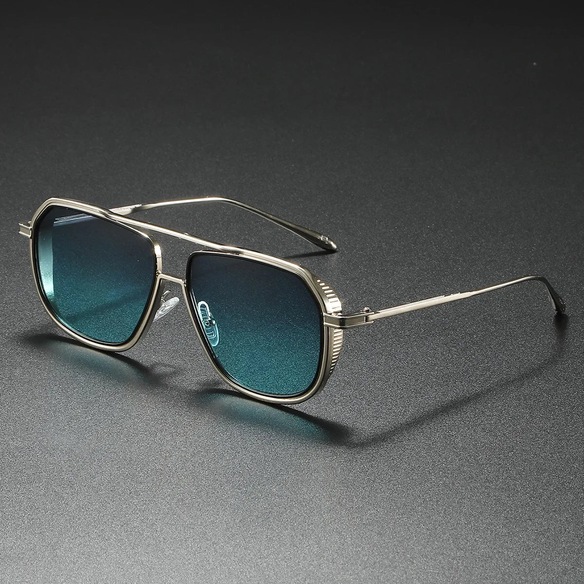 Metallic Pilot Frame Casual Gradient Premium Sunglasses
