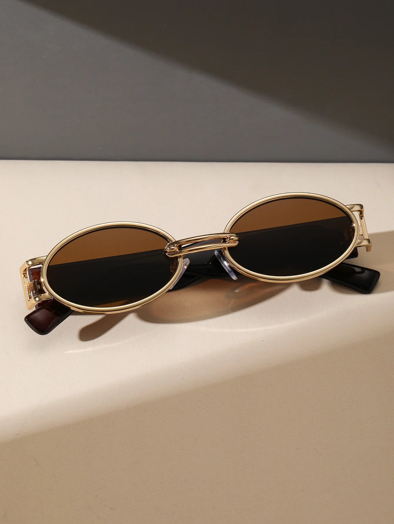 Unisex Luxury Oval Fashion Glasses