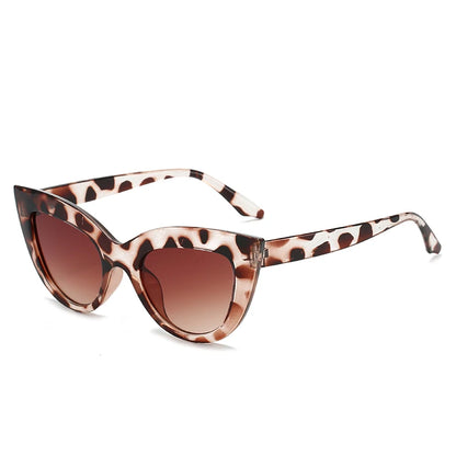 Cat Eye Retro Rhinestones Sun Glasses - retinosa