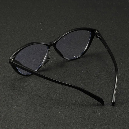 Women's Plastic Cat-Eye Minimalist Personality Glasses - retinosa