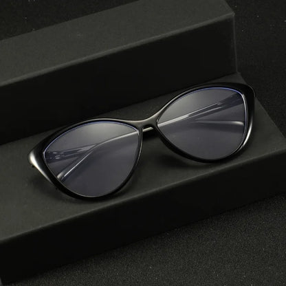Women's Plastic Cat-Eye Minimalist Personality Glasses - retinosa