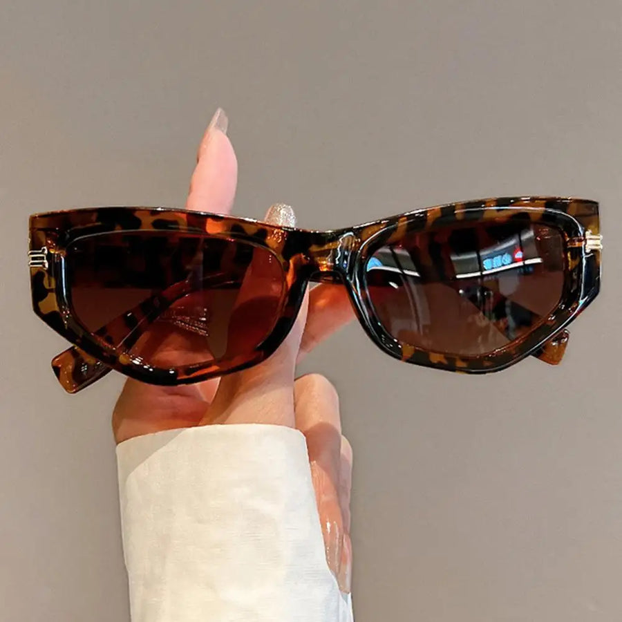 Retinosa VELORA™ — Cat Eye Sunglasses