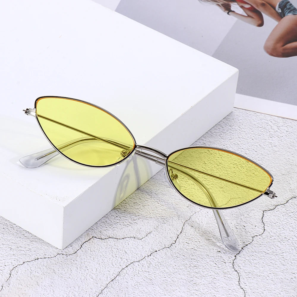 Cute Sexy Women Retro  Cat Eye Sunglasses - retinosa